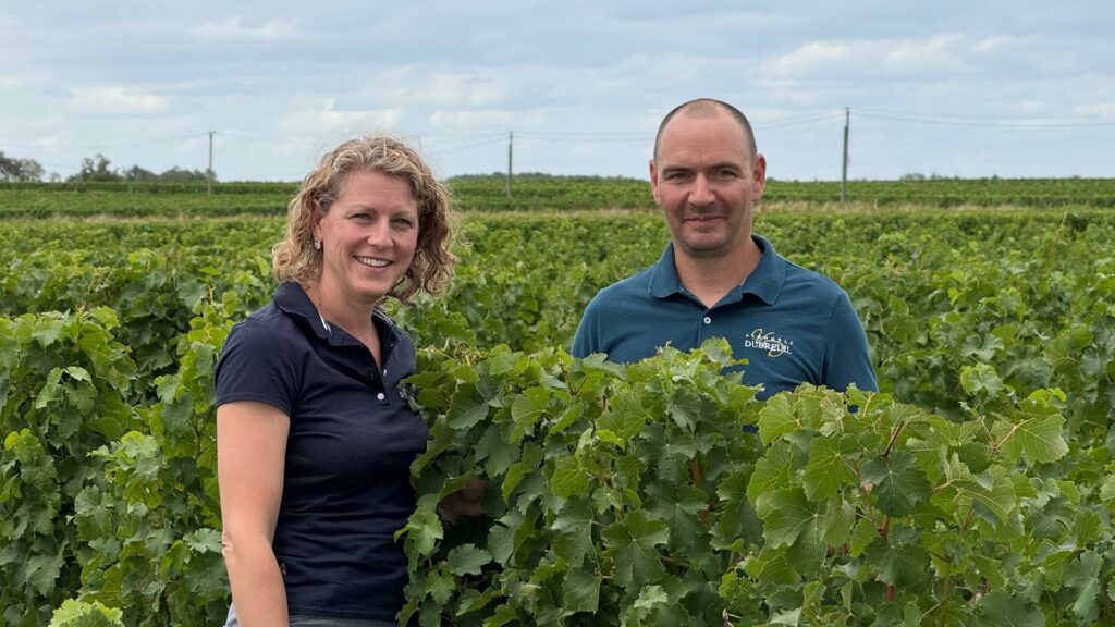 Laure et Stéphane dans les vignes